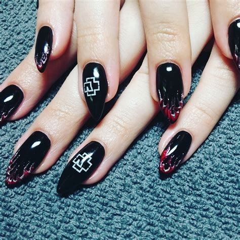 Ice Nine Kills Inspired Nails, Queen Nails Band, Cigarettesaftersex Band Nails, Band Nails Design, Ghost Band Inspired Nails, Metallica Nails Design, Rock Inspired Nails, Heavy Metal Nail Art, Queen Band Nails