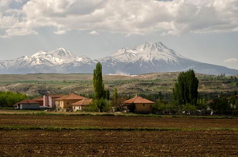 Turkish countryside near th ... Turkish Landscape, Turkish Countryside, Turkey Landscape, France Winter, Countryside Photos, Turkish Culture, Secret Places, Landscape Pictures, Fantasy World