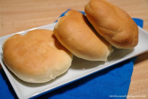 Hamburger Buns Recipe, Hamburger Bun Recipe, Homemade Hamburger Buns, Pancake Muffins, Homemade Hamburger, Buns Recipe, Homemade Hamburgers, Bun In The Oven, Retro Housewife