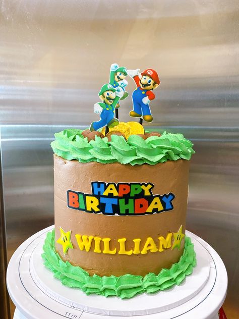 Mario cake Pastel Chocolate, Super Mario Cake, Mario Cake, Cupcake Birthday Cake, Nephew Birthday, Drip Cakes, Cupcake Cookies, Mario Bros, Birthday Cakes