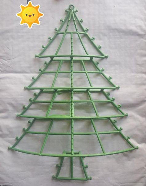 Green plastic tree form for wreath making. Approx 13 1/2 tall x 10/ wide Tree form can be used for: Thanksgiving/Harvest/Fall Christmas/Winter Mesh Christmas Tree, Framed Burlap, Plastic Tree, Tree Frame, Thanksgiving Harvest, Weihnachten Diy, Tree Wreath, Diy Deco, Burlap Christmas