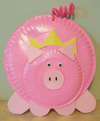 Katie's Nesting Spot: P is for Princess Pigtoria and the Pea Paper Plate Art, Farm Animal Crafts, Pig Crafts, Cute Piglets, Farm Crafts, Puppet Making, Paper Plate Crafts, Plate Crafts, Summer Program