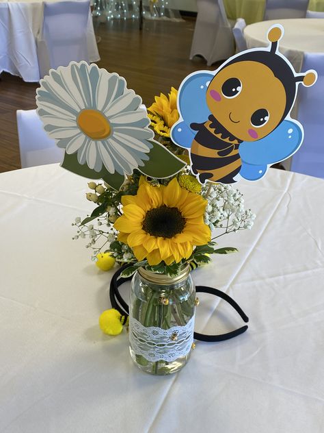 Bee Themed Birthday Party, Babby Shower, Fancy Wedding Cakes, Bee Birthday Party, Ideas Cumpleaños, Baby F, Bee Party, Baby Shawer, Bee Birthday