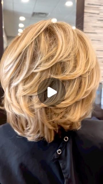 Curled Bob With Bangs, How To Cut A Layered Bob, Short Hair Styles Tutorial, How To Style Layered Hair Tutorial, How To Curl Layered Hair, Bob With Layers And Bangs, Short Layers Medium Length, Medium Length Hair With Layers Wavy, Curled Layered Hair