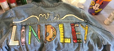 Teacher Painted Jean Jacket, Teacher Jacket Ideas, Painted Teacher Jacket, Teacher Denim Jacket, Teacher Jean Jacket, Teaching Fits, Teaching Clothes, Painting Teacher, Teacher Fits