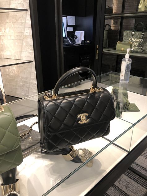 Chanel Trendy CC Chanel Trendy Cc, Chanel Mini Bag, Vision 2024, Chanel Mini, Paris Outfits, Chanel Bag, Chanel Classic, Chanel, Paris