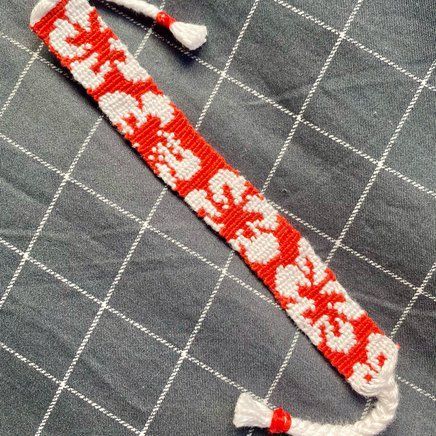 Lilo And Stitch Friendship Bracelet, Alpha Pattern Hibiscus, Hawaiian Flower Bracelet Pattern, Hibiscus Bracelet Pattern, Alpha Patterns Flower, Flower Alpha Pattern, Flower Bracelet Pattern, Hibiscus Bracelet, Hannah Ideas