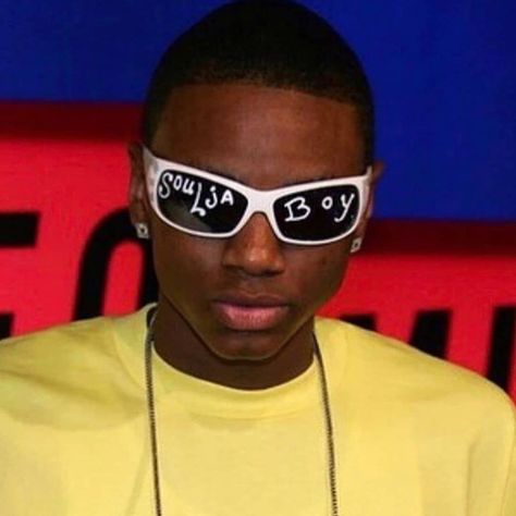 𝘽𝙒𝙉𝙀 on Instagram: “Big Draco wearing the Soulja Boy glasses” Soulja Boy Glasses, Boy Glasses, Boys Sunglasses, Boys Glasses, Duo Halloween Costumes, Soulja Boy, Twitter Funny, Graffiti Cartoons, Spirit Week