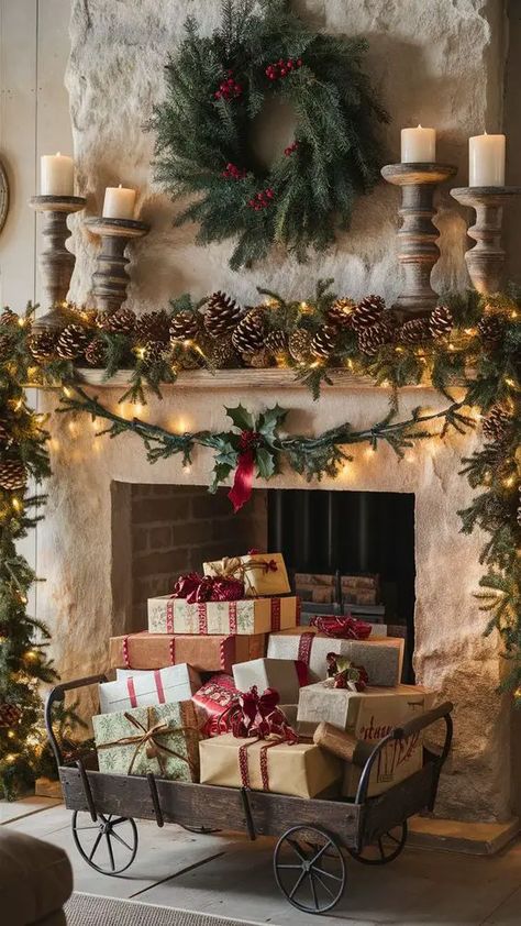 Ideas Decoracion Navidad, Farmhouse Christmas Decor Ideas, Cozy Christmas Decor, Christmas Fireplace Decor, Classy Christmas, Christmas Themes Decorations, Christmas Mantel Decorations, Cottage Christmas, Christmas Interiors