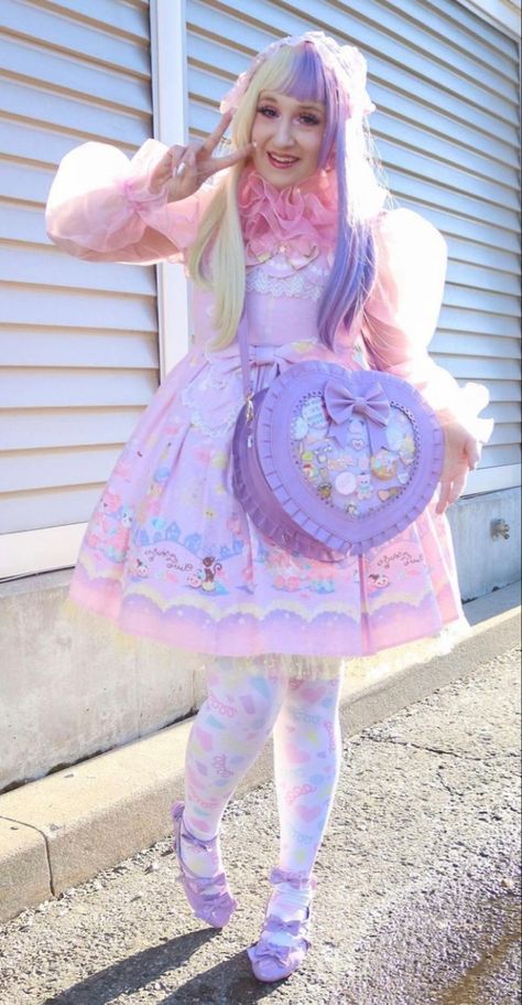 Pastel Clowncore Fashion, Pastel Clowncore, Candy Clothes, Kawaii Outfit Ideas, Lolita Outfits, Pastel Fashion, Kawaii Fashion Outfits, Pinkie Pie, Sweet Lolita