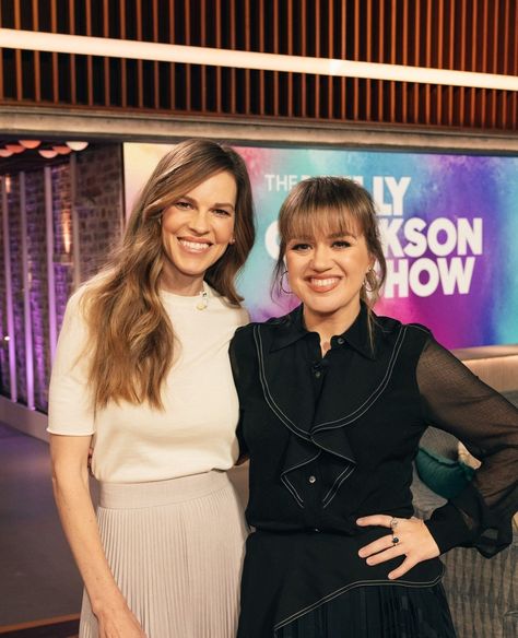 The Kelly Clarkson Show (@kellyclarksonshow) • Instagram photos and videos Kelly Clarkson And Ariana Grande, Kelly Clarkson And Blake Shelton, Twice Kelly Clarkson Show, The Kelly Clarkson Show, Kelly Clarkson Songs, Medical Debt, Kelly Clarkson Show, Academy Award Winners, Academy Award