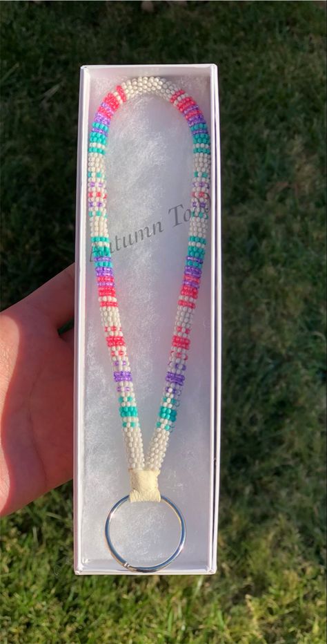 Seed Bead Lanyard Patterns, Native Beading Patterns Design, Beaded Keychains Native American, Beaded Lanyard Patterns, Beaded Lanyards Native American, Native Bead Work, Lanyard Patterns, Beaded Keychains Patterns, Indigenous Beading