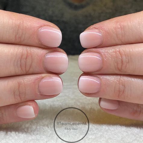 CND Shellac Beau over CND L&P sculpted ‘Baby Boomer’ enhancements @lovelecente @servethepro @cndworld @scratchmagazine @nailpromagazine… Cnd Beau, Cnd Shellac Beau, Shellac Nail Colors, Mani Monday, Nail Design Inspiration, Inspired Nails, Cnd Shellac, Strawberry Smoothie, Shellac Nails