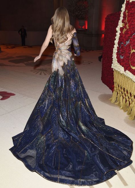 Gigi Hadid Met Gala, Met Gala Outfits, Gigi Hadid Outfits, Gala Outfit, Dreamy Dress, Gala Dresses, Gigi Hadid, Elie Saab, Couture Dresses