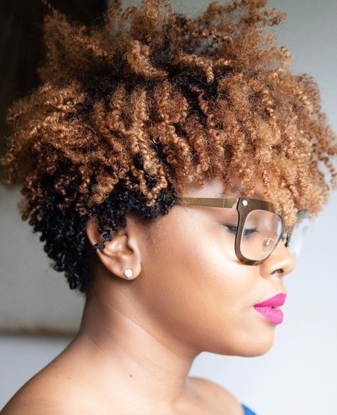 Natural Golden Blonde, Combover Hairstyles, Short Natural Curls, Short Textured Hair, Shaved Design, Tapered Natural Hair, Natural Hair Cuts, Tapered Hair, Afro Style