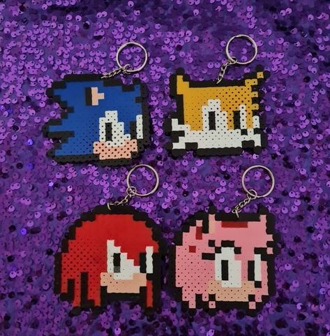 Sonic Tails Knuckles, Sonic Tails, Melty Bead Patterns, Easy Perler Beads Ideas, Perler Bead Templates, Perler Crafts, Diy Perler Bead Crafts, Pixel Art Grid, Hama Beads Patterns