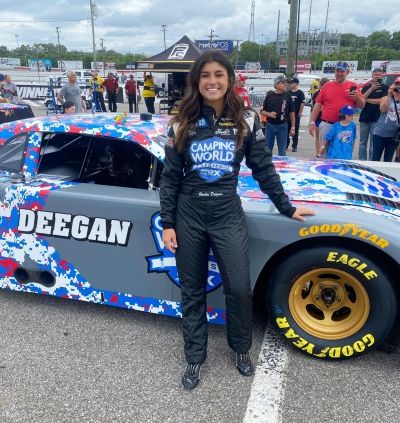 Hailie Deegan, Awsome Pictures, Danica Patrick, Racing Girl, Nascar Cup Series, Track Car, Crew Members, Camping World, Indy Cars