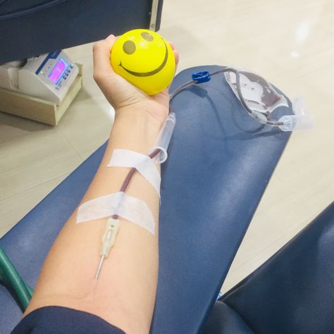 Donor Darah Aesthetic, Darah Aesthetic, Blood Test Snapchat, Dp Goals, Hospital Room Snapchat Stories, Shopping Pictures, Birthday Cakes For Her, Blood Donor, Poor Circulation