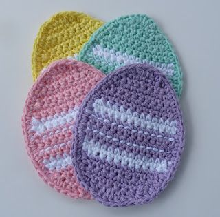 Egg-Shaped Drink Coaster Crochet Pattern Egg Coaster, Crocheted Coasters, Easter Craft Projects, Easter Egg Pattern, Easter Crochet Patterns, Crochet Coaster Pattern, Crochet Potholders, Crochet Kitchen, Crochet Dishcloths