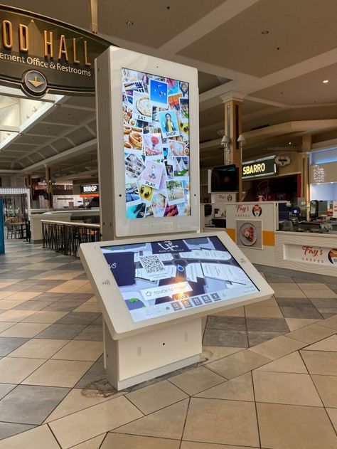 Gable Launches Mall Kiosk With Twin Big Screens For Directory And Advertising - Sixteen:Nine Information Kiosk, Interactive Kiosk, Experiential Graphic Design, Streetscape Design, Mall Kiosk, Digital Signage Solutions, Signage System, Kiosk Design, Environmental Graphic Design