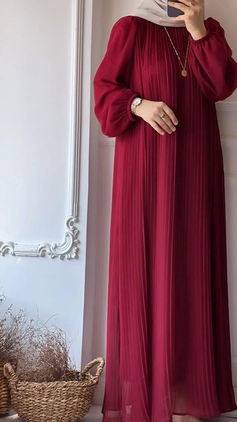 Abaya Designs Simple, Abaya Dress Design, Burqa Design, Simple Abaya Designs, Burkha Designs, Simple Abaya, Simple Long Dress, Islamic Fashion Dresses, Modern Abaya