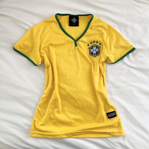 Brazil Jersey Y2K Baby Tee 🇧🇷

channel your inner... - Depop Brazil Jersey, Bella Gigi, Gigi Hadid Looks, Bella Gigi Hadid, Y2k Baby Tee, Fashion Board, Models Off Duty, Gigi Hadid, Baby Tee