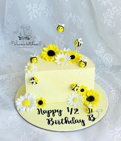 B’s Half Birthday Cake #birthdqaycakes #cupcakes #buttercreamcakes #fondantcakes #customcakes #handmadetopper #cakedecor #cakedesign #sydneycake #sydneycakes #vaanskitchen #spongecake #halfbirthdaycake #halfbirthdaycakes Half Birthday Cake, Half Birthday Cakes, Decorating Frosting, Bee Cakes, Simple Cake Designs, Funny Birthday Cakes, Cake Decorating Frosting, Simple Cake, Half Birthday