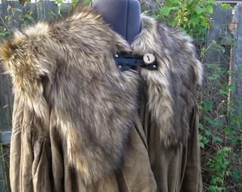 Handmade Costumes & Leatherwork by FolkOfTheWood on Etsy Dragon Photoshoot, Fur Capelet, Costume Viking, Medieval Garb, Viking Costume, Electric Forest, Viking Clothing, Timber Wolf, Arm Guard