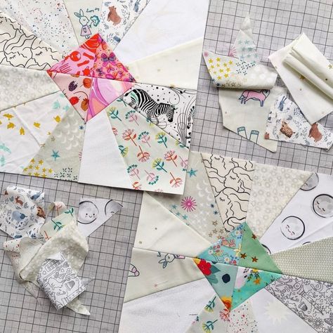 8” Quilt Blocks, Small Patchwork Projects, Low Volume Quilts Ideas, Simple Block Quilt, 9 Block Quilt, Low Volume Quilt, Introducing Me, Sewing Machine Quilting, Cute Quilts