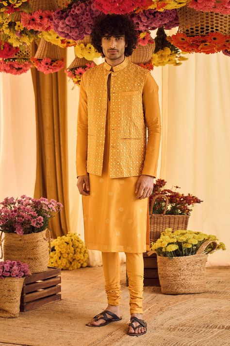 Khadi Kurta, Punit Balana, Yellow Mirrors, Nehru Jackets, Indian Fashion Designers, Mens Designer Fashion, Pernia Pop Up Shop, Mirror Work, Embroidered Jacket