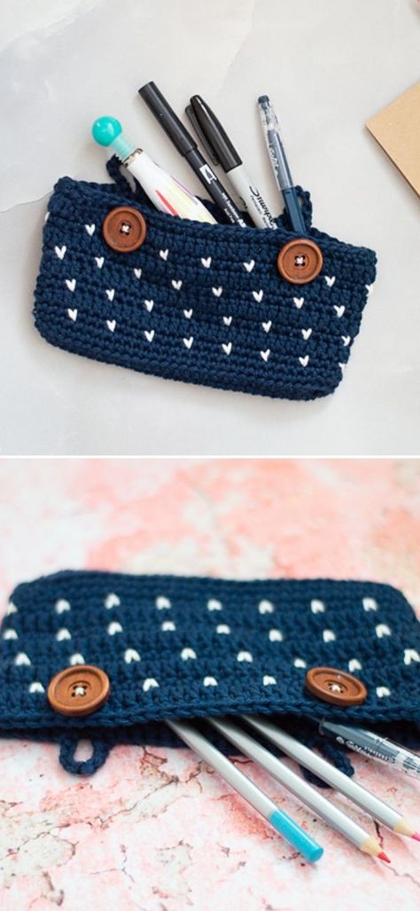 Crochet Pencil Pouch Free Pattern, Pencil Pouch Pattern, Crochet Pouches, Crochet School, Crochet Pencil Case, Pencil Case Pattern, Crochet Blanket Tutorial, Crochet Case, Crochet Baby Beanie