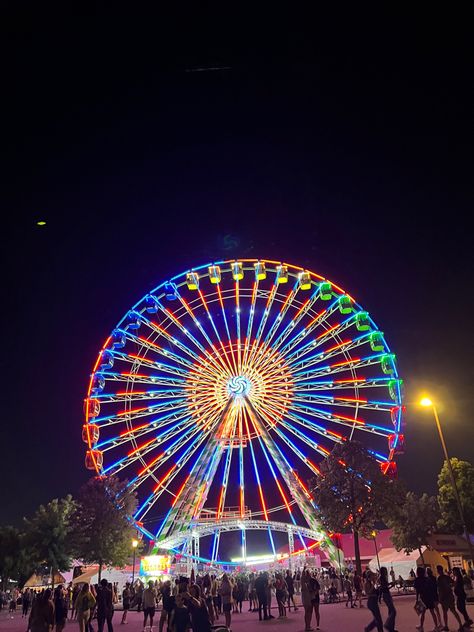 #MN #StateFair #FarisWheel #Night #NightLife #NeonLights #Summer #August #Minnesota #Inspo Northern Minnesota Aesthetic, Minnesota Summer Aesthetic, Ely Minnesota Summer, Minnesota State Fair Aesthetic, Minnesota Aesthetic, Valley Fair Minnesota, Ely Minnesota, Mn State Fair, Minnesota Summer