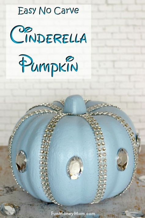 Halloween Crafts For Girls, Cinderella Crafts, No Carve Pumpkin, Princess Pumpkin, Diy Pumpkins, Pumpkin For Halloween, Cinderella Birthday Party, Disney Pumpkin, Cinderella Pumpkin