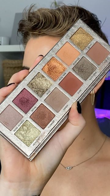 Anastasia Rose Metal Palette Looks, Anastasia Rose Metals Pallet, Rose Metal Palette Abh, Anastasia Beverly Hills Rose Metal, Roman Eyeshadow Palette, Rose Eyeshadow Palette, Product Wishlist, Makeup Stuff, Makeup Artistry