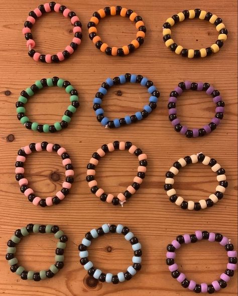 Diy Necklace Designs, Make Clay Beads, Diy Kandi Bracelets, Pony Bead Bracelets, Diy Friendship Bracelets Tutorial, Diy Beaded Rings, Bff Bracelets, Beads Ideas, Diy Friendship Bracelets Patterns