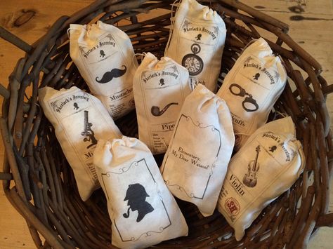 Escape Room Party: Favor bags from K Port Gift Company Party Gift Basket, Room Escape Games, Escape Room Diy, Detective Party, Elementary My Dear Watson, Escape Room Puzzles, Spy Party, Escape Room Game, Party Hostess