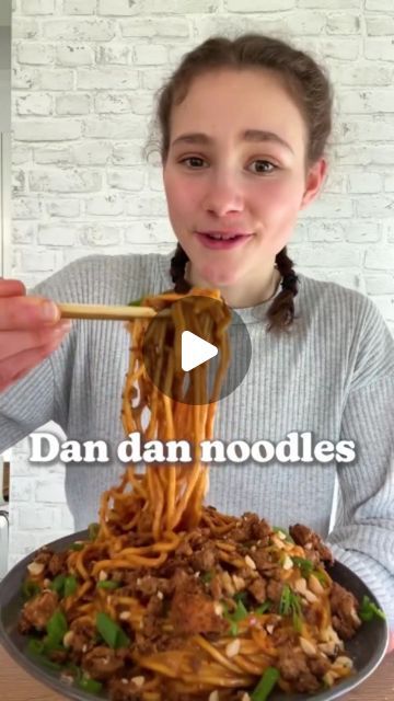 theveganideas on Instagram: "VEGAN DAN DAN NOODLES 🍜
Credit By @fitgreenmind

Dan Dan noodles are a popular dish in sichuan in China. The noodles are covered in a creamy, spicy sauce usually served with pork crumbles, steamed greens and crushed peanuts + scallions. 😋
This is definitely not an authentic version but I tried my best with the ingredients that are available here and it was delicious! 🤗
Much love
Maya ✨
RECIPE (4 servings each 410cal/16P/48C/15F):
Chili oil:
-1/4 Cup (60ml) neutral oil
-1 stick cinnamon
-2 cloves garlic
-1 star anise
-a thumbsize piece of ginger
HEAT IT UP but there should be no fume
-3 Tbsp Chili flakes
-1 Tsp each salt and sugar
-1/2 Tbsp vinegar
ADD the oil/STORE in the fridge
Tofu crumbles:
-200g crumbles tofu
FRY in some oil/ADD a glug of soy sauce and a Steamed Greens, Tofu Crumbles, Dan Dan Noodles, I Tried My Best, Chili Oil, Spicy Sauce, Chili Flakes, Star Anise, Soy Sauce