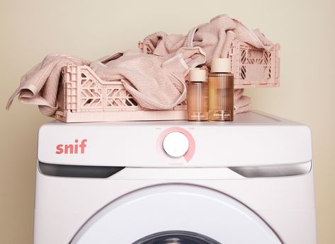 Snif Is Launching Its First-Ever Laundry Line, Bringing Your Favorite Fragrances to the Laundry Room Laundry Perfume, Laundry Line, Best Laundry Detergent, Popular Perfume, Laundry Scent Boosters, Clean Your Washing Machine, Laundry Scents, Popular Perfumes, Scent Booster