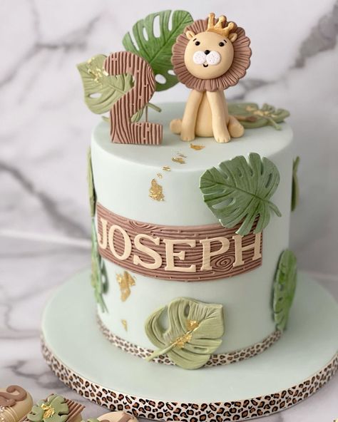 The Boutique Baking Company on Instagram: “Hope your Birthday celebrations are totally Roarsome Joseph!! - Sorry for the lack of posts… Juggling lots of balls right now. - Normal…” Lion Birthday Cake, Safari Baby Shower Cake, Jungle Theme Cakes, Baby Shower Cake Designs, Boys First Birthday Cake, Boys 1st Birthday Cake, Baby Boy Birthday Cake, Animal Birthday Cakes, Jungle Cake