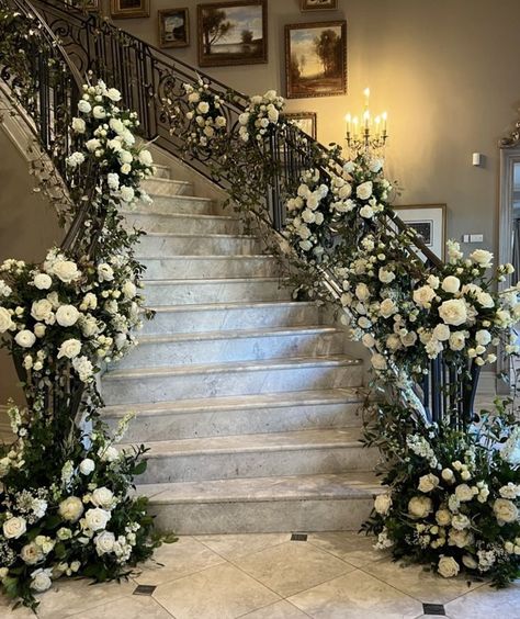 Flower Staircase, All White Wedding Decor, Wedding Staircase Decoration, Wedding Stairs, Wedding Staircase, Bangkok Wedding, Staircase Decoration, Geometric Invitations, White Wedding Decor