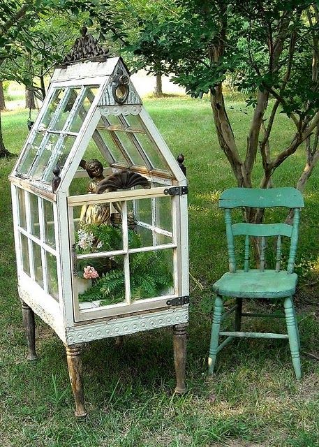 I wouldn't do it as fancily as this... But it's a clever idea for having some mini greenhouses that could use for starting seedlings etc in that also looked nice Farmhouse Green, Salvaged Windows, Window Greenhouse, Miniature Greenhouse, Reclaimed Windows, Small Greenhouse, Mini Greenhouse, Diy Greenhouse, Have Inspiration