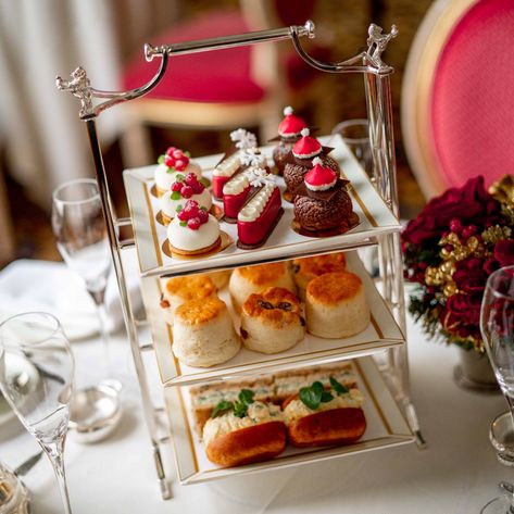 Luxury Afternoon Tea, Woodland Reception, Ritz Afternoon Tea, Cranberry Apple Crumble, Roast Beef And Horseradish, Christmas Afternoon Tea, Afternoon Picnic, Sw Recipes, Tea Party Sandwiches