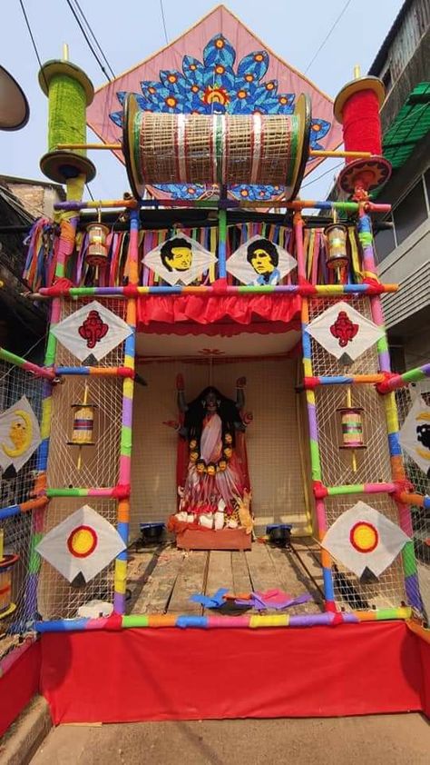 Kali Puja Pandal Theme, Kali Puja Pandal, Saraswati Puja Decoration Ideas, Flying Decorations, Pandal Decoration, Puja Decoration, Puja Pandal, Maa Laxmi, Saraswati Puja