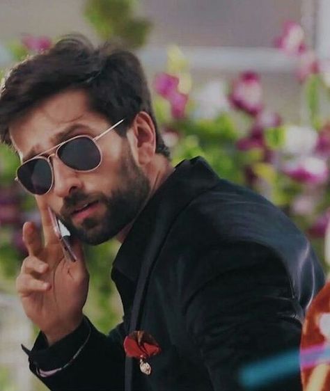 Shivaay Singh Oberoi, Arijit Singh Photos New, Nakul Mehta, Mr Perfect, Instagram Editing, Character Inspiration, Mens Sunglasses, Instagram