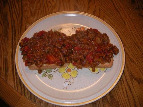 Navy Red S.o.s from Food.com:Dad used to make this when we were little. I loved it! Sos Recipe, Red Gravy, Ground Chuck, Formula Recipes, In The Navy, Health Dinner, Diced Tomatoes, Health Dinner Recipes, Red Sauce