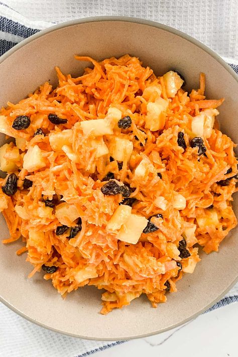 Salad With Pineapple, Pineapple Slaw, Chick Fil A Recipe, Raisin Salad, Carrot Raisin Salad, Carrot Salad Recipes, Slow Cooker Turkey Breast, Popular Side Dishes, Carrot Salad