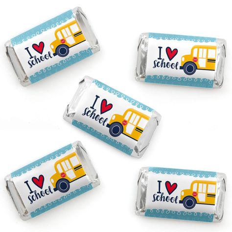 First Day Of School Classroom, School Party Favors, Easy Party Decorations, I Love School, Candy Bar Labels, Back To School Party, Chocolate Candy Bar, Small Gift Bags, Candy Bar Wrappers