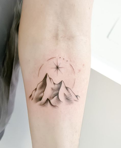 Stars Tattoo, Mountain Tattoo, Leaf Tattoos, Maple Leaf Tattoo, Geometric Tattoo, Tatting, Tattoos, Stars