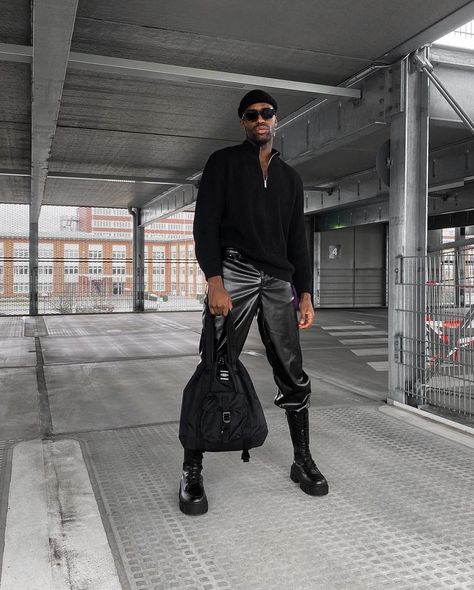 Platform Boots Outfit Men, Boots Style Men, Platform Boots Men, Platform Boots Outfit, Boots Men Outfit, Boots Outfit Men, All Black Fashion, Black Outfits, Boots Style