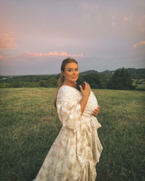 “My breastfeeding journey began with a rocky start, but after a few sessions with a lactation consultant, my baby and I got the hang of it. Now it’s one of our most special times throughout the day. I do appreciate the quietness [of breastfeeding] sometimes and love bonding with my baby, but it definitely can be isolating at times." Today might be the final day of National Breastfeeding Month, but the reality is, we haven’t even skimmed the surface when it comes to talking about it (raise yo... Breastfeeding Aesthetic, Lactation Consultant, My Baby, Rocky, Things To Come, Quick Saves